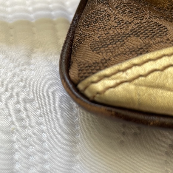 Coach Crossbody Handbag - Picture 11 of 13